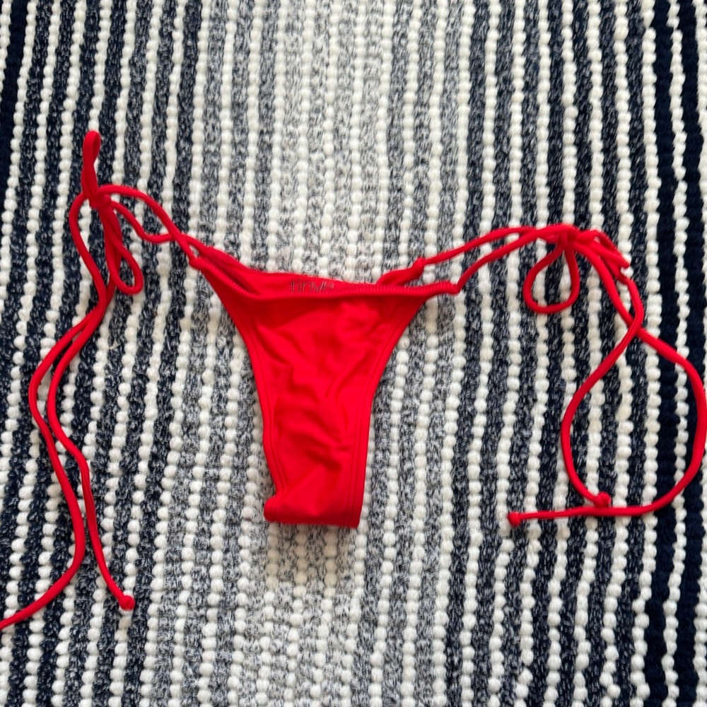Tinye Red Bikini Set - Picture 3 of 5